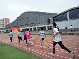 东契奇29+6+9詹姆斯17+5+9 湖人再胜快船詹姆斯达成生涯1000胜里程碑 湖人超掘金升西部第二杜兰特26+10+4爱德华兹44分 太阳不敌森林狼