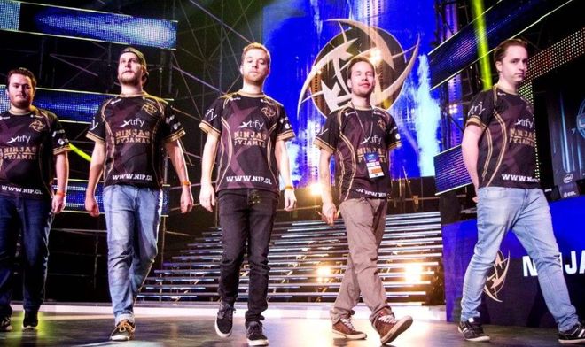 次为之沸腾 次为之沸腾